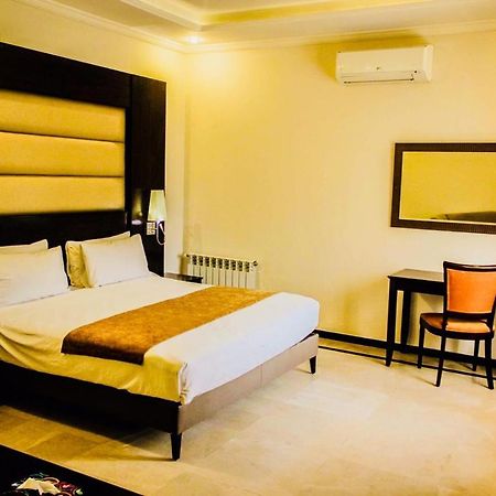 Bed And Breakfast Magnolia Islamabad Exteriör bild