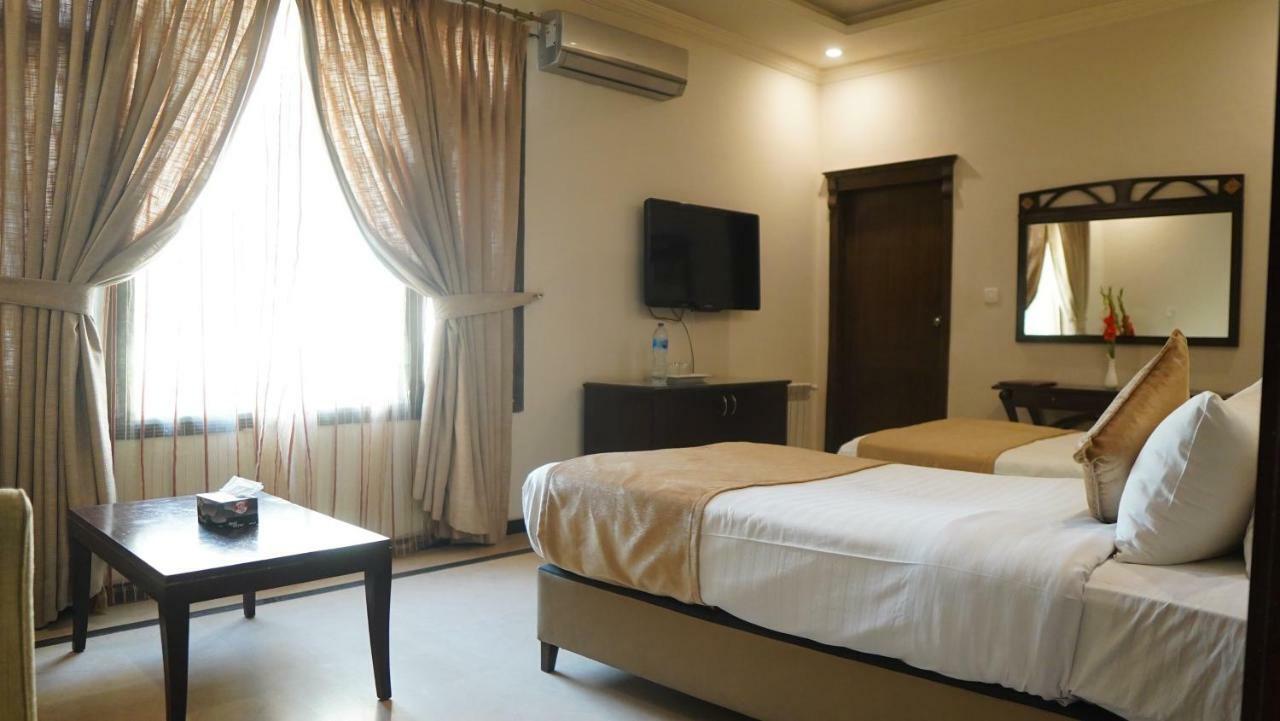 Bed And Breakfast Magnolia Islamabad Exteriör bild
